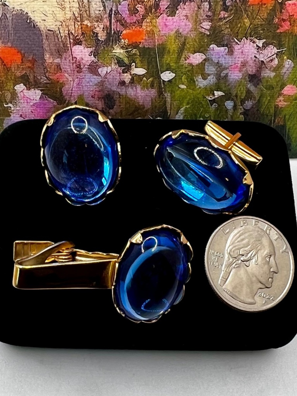 Emmons Blue Glass Tie Clip & Cuff Link Set - Picture 3 of 7